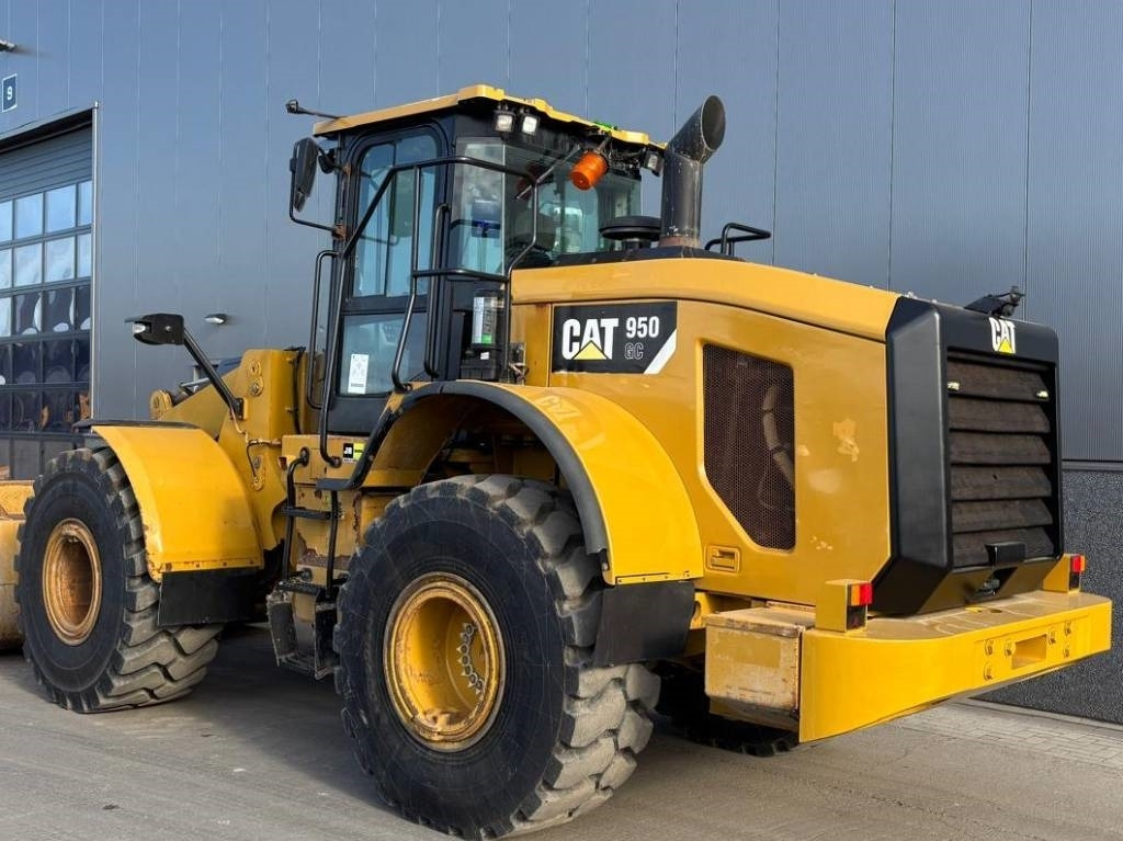 CAT 950 GC - Utovarivač na kotačima: slika CAT 950 GC - Utovarivač na kotačima CAT 950 GC - Utovarivač na kotačima: slika CAT 950 GC - Utovarivač na kotačima