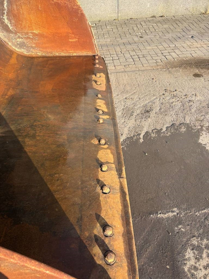 Utovarivač na kotačima CAT 972 K: slika Utovarivač na kotačima CAT 972 K