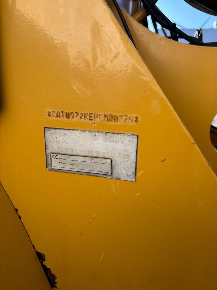 Utovarivač na kotačima CAT 972 K: slika Utovarivač na kotačima CAT 972 K