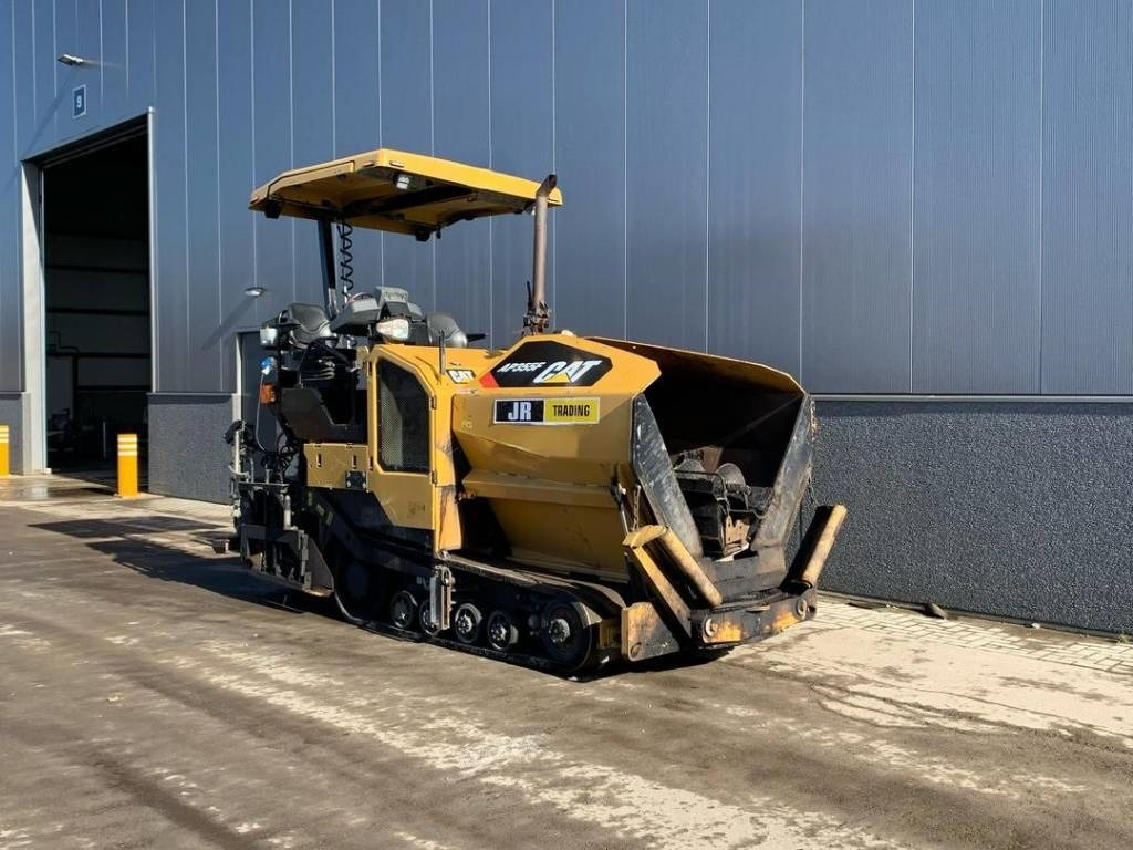 CAT AP355F - Finišer za asfalt: slika CAT AP355F - Finišer za asfalt CAT AP355F - Finišer za asfalt: slika CAT AP355F - Finišer za asfalt