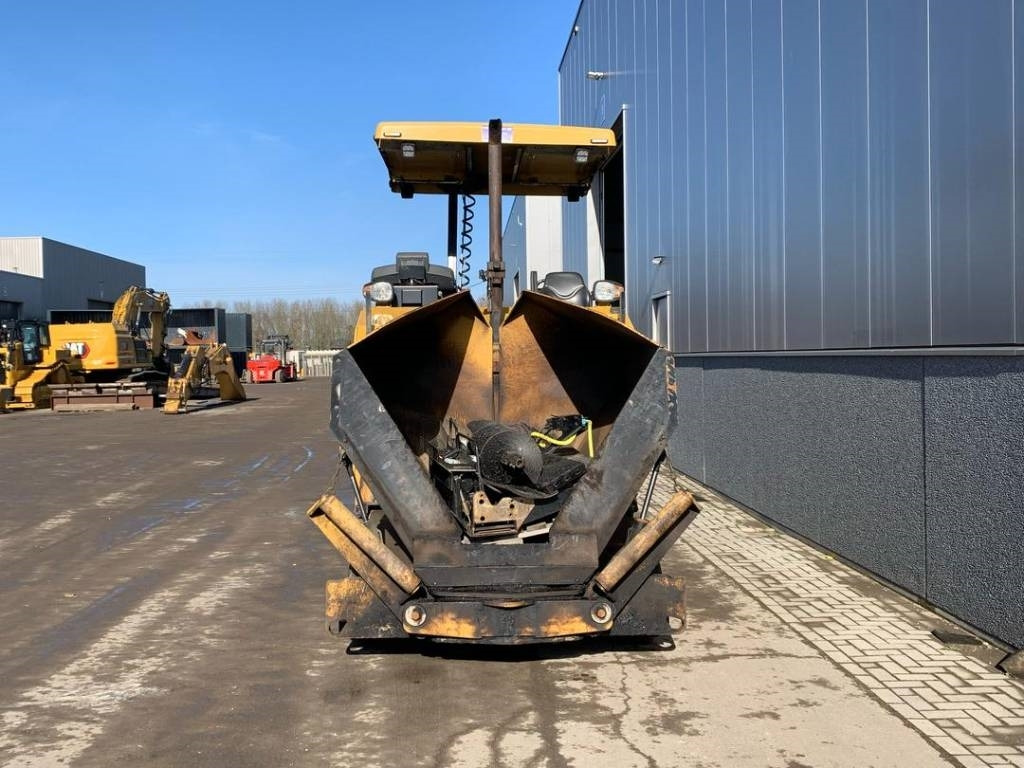 CAT AP355F - Finišer za asfalt: slika CAT AP355F - Finišer za asfalt CAT AP355F - Finišer za asfalt: slika CAT AP355F - Finišer za asfalt