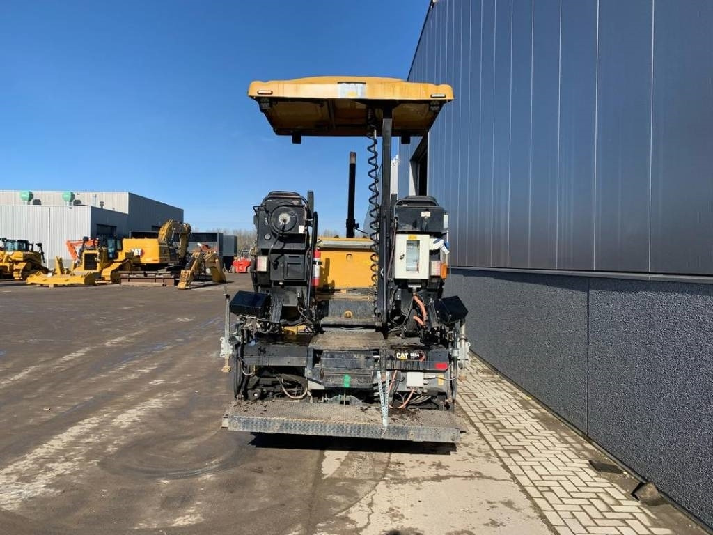 CAT AP355F - Finišer za asfalt: slika CAT AP355F - Finišer za asfalt CAT AP355F - Finišer za asfalt: slika CAT AP355F - Finišer za asfalt