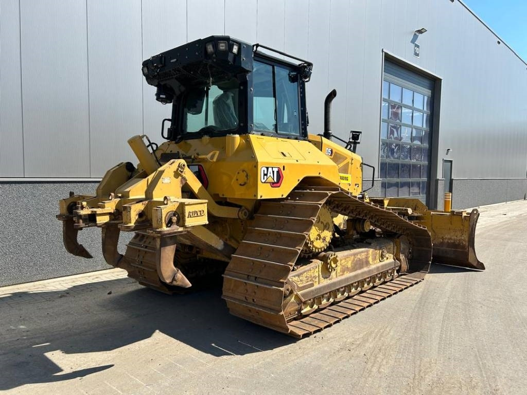 CAT D 5 LGP (new undercarriage + ripper) - Buldožer: slika CAT D 5 LGP (new undercarriage + ripper) - Buldožer CAT D 5 LGP (new undercarriage + ripper) - Buldožer: slika CAT D 5 LGP (new undercarriage + ripper) - Buldožer