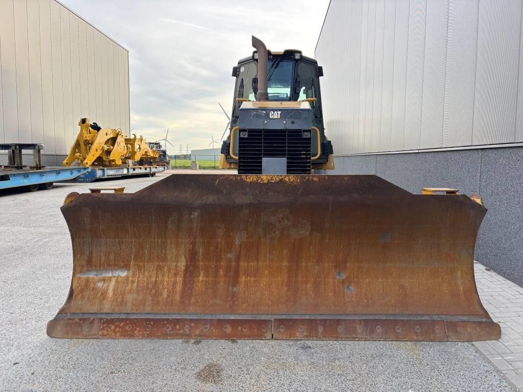 Zakup CAT D 6 K 2 LGP  CAT D 6 K 2 LGP: slika Zakup CAT D 6 K 2 LGP  CAT D 6 K 2 LGP