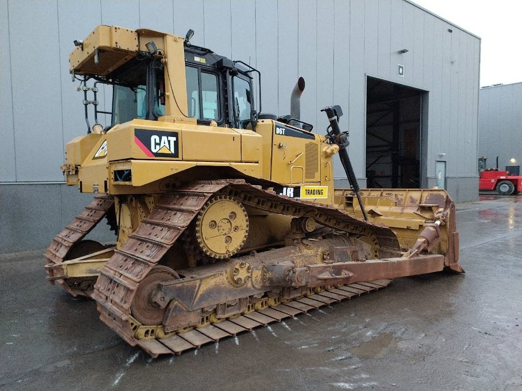 CAT D 6 T LGP (CE / New UC) - Buldožer: slika CAT D 6 T LGP (CE / New UC) - Buldožer CAT D 6 T LGP (CE / New UC) - Buldožer: slika CAT D 6 T LGP (CE / New UC) - Buldožer