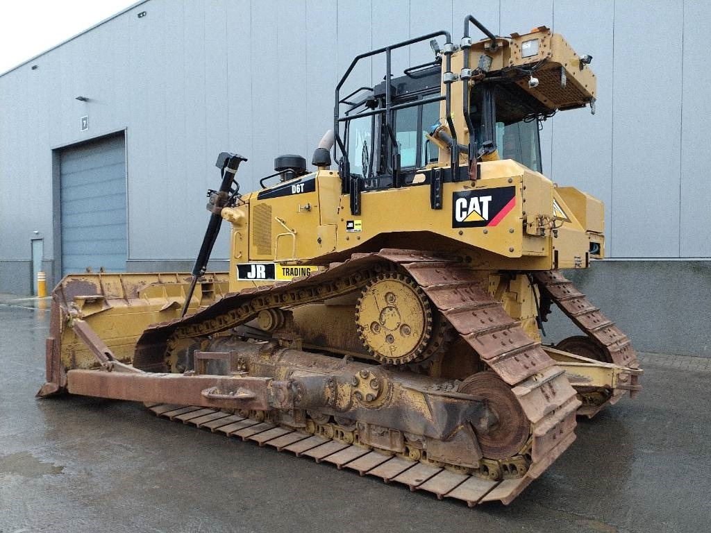 CAT D 6 T LGP (CE / New UC) - Buldožer: slika CAT D 6 T LGP (CE / New UC) - Buldožer CAT D 6 T LGP (CE / New UC) - Buldožer: slika CAT D 6 T LGP (CE / New UC) - Buldožer