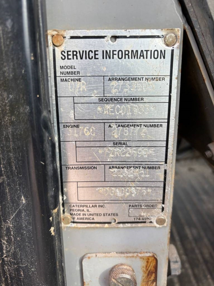 CAT D 7 R (Ce certified - top condition) - Buldožer: slika CAT D 7 R (Ce certified - top condition) - Buldožer CAT D 7 R (Ce certified - top condition) - Buldožer: slika CAT D 7 R (Ce certified - top condition) - Buldožer