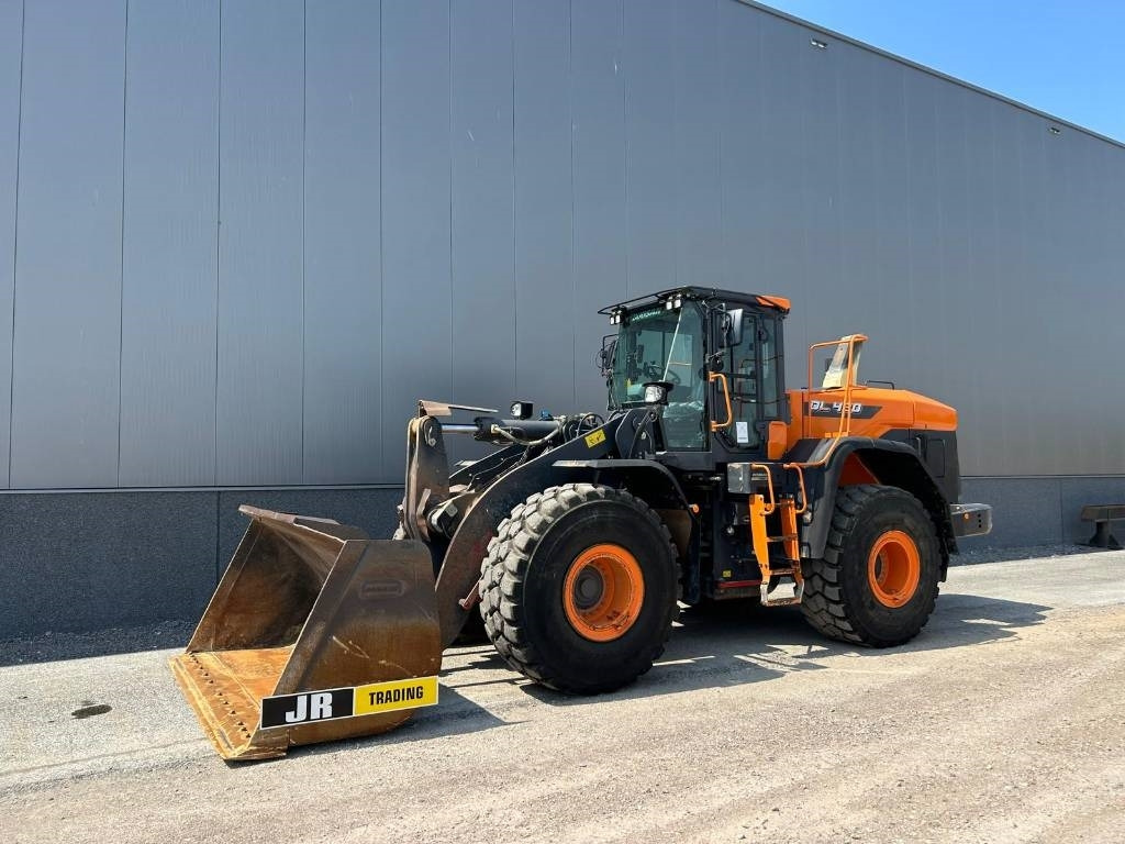 Doosan DL 420-7 (CDC) - Utovarivač na kotačima: slika Doosan DL 420-7 (CDC) - Utovarivač na kotačima Doosan DL 420-7 (CDC) - Utovarivač na kotačima: slika Doosan DL 420-7 (CDC) - Utovarivač na kotačima