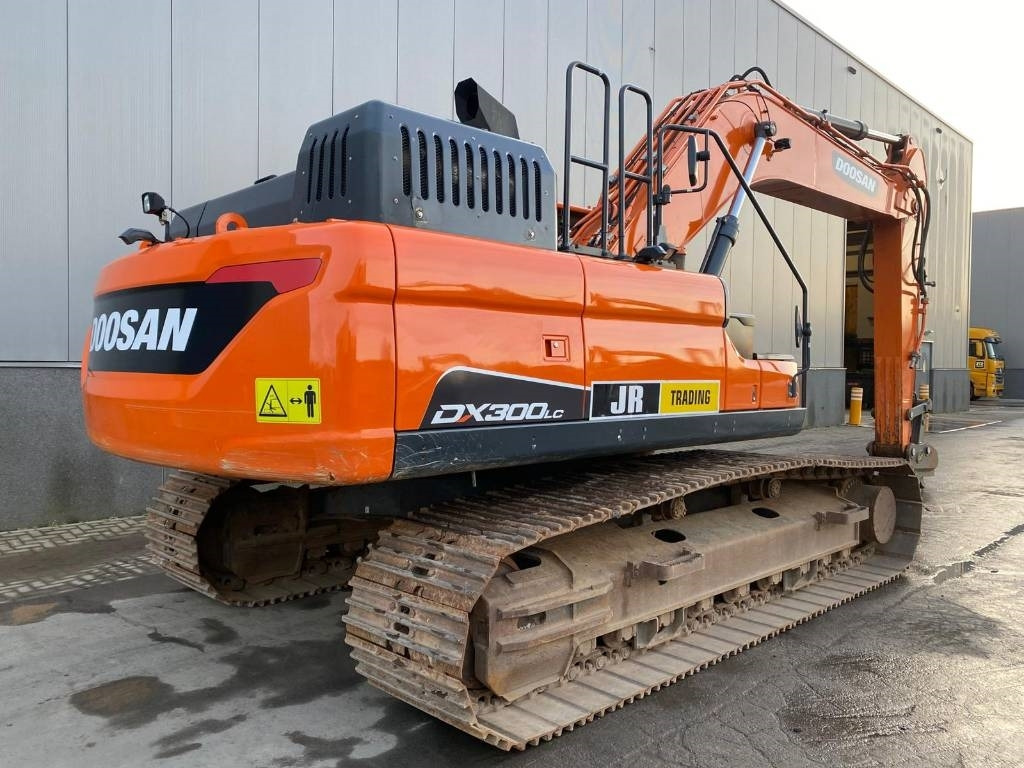 Doosan DX 300 LC-7 - Bager gusjeničar: slika Doosan DX 300 LC-7 - Bager gusjeničar Doosan DX 300 LC-7 - Bager gusjeničar: slika Doosan DX 300 LC-7 - Bager gusjeničar