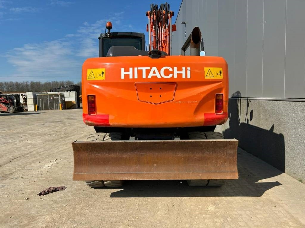 Hitachi ZX 140 W-5B - Bager na kotačima: slika Hitachi ZX 140 W-5B - Bager na kotačima Hitachi ZX 140 W-5B - Bager na kotačima: slika Hitachi ZX 140 W-5B - Bager na kotačima