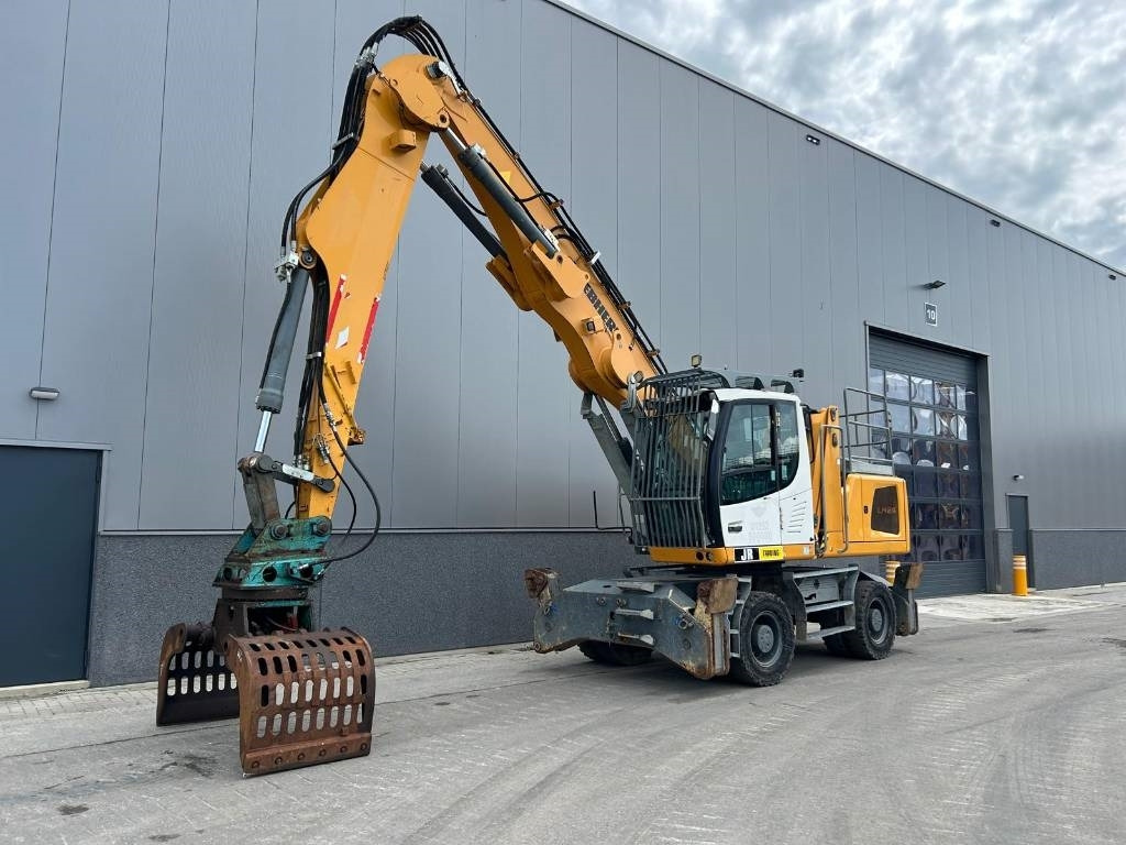 Liebherr LH 24 M - Stroj za rukovanje otpadom: slika Liebherr LH 24 M - Stroj za rukovanje otpadom Liebherr LH 24 M - Stroj za rukovanje otpadom: slika Liebherr LH 24 M - Stroj za rukovanje otpadom