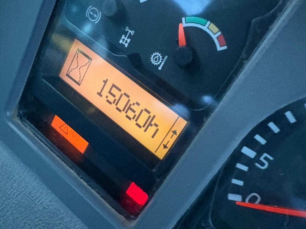 Volvo A 25 E (Under Preparation)  - Zglobni istovarivač: slika Volvo A 25 E (Under Preparation)  - Zglobni istovarivač Volvo A 25 E (Under Preparation)  - Zglobni istovarivač: slika Volvo A 25 E (Under Preparation)  - Zglobni istovarivač