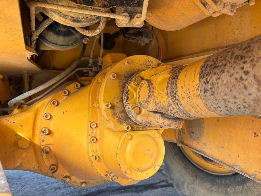 Zglobni istovarivač Volvo A 30 D: slika Zglobni istovarivač Volvo A 30 D Zglobni istovarivač Volvo A 30 D: slika Zglobni istovarivač Volvo A 30 D