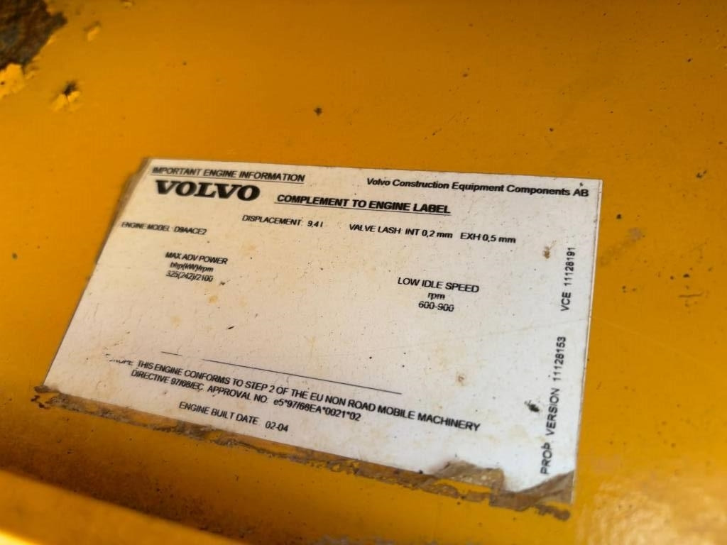 Zglobni istovarivač Volvo A 30 D: slika Zglobni istovarivač Volvo A 30 D Zglobni istovarivač Volvo A 30 D: slika Zglobni istovarivač Volvo A 30 D