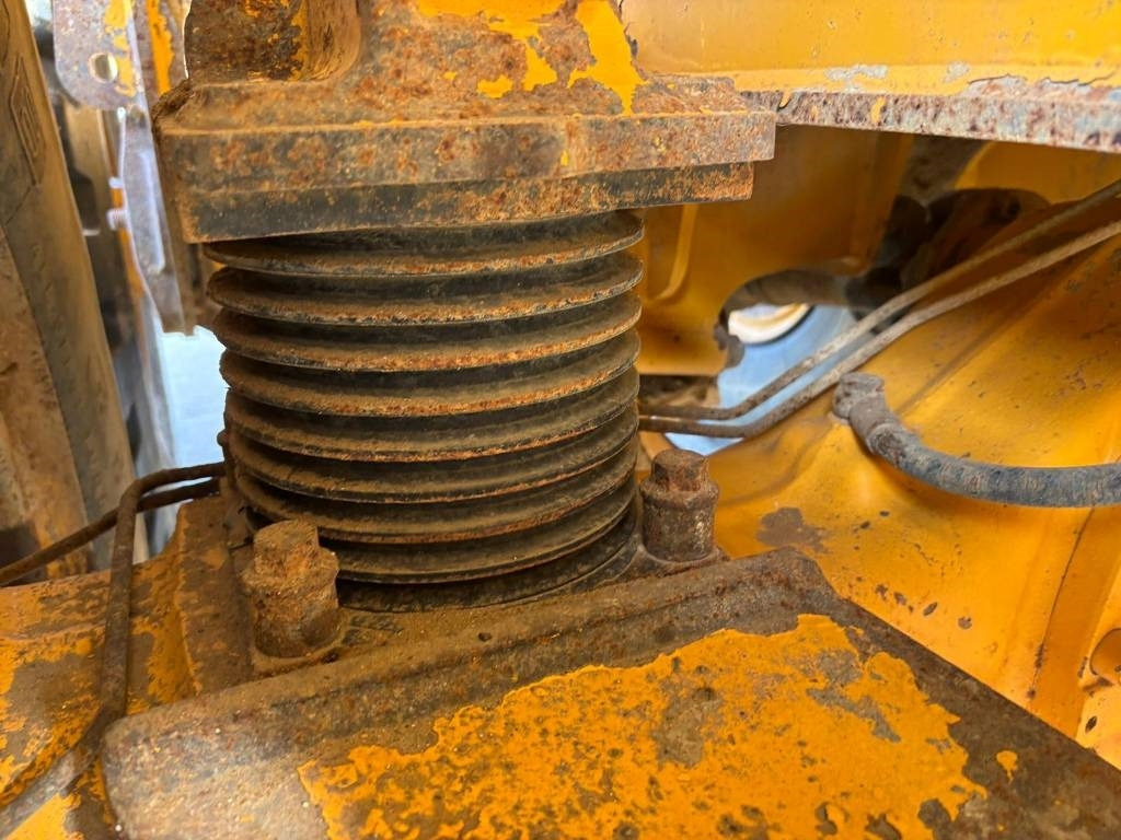 Zglobni istovarivač Volvo A 30 D: slika Zglobni istovarivač Volvo A 30 D Zglobni istovarivač Volvo A 30 D: slika Zglobni istovarivač Volvo A 30 D