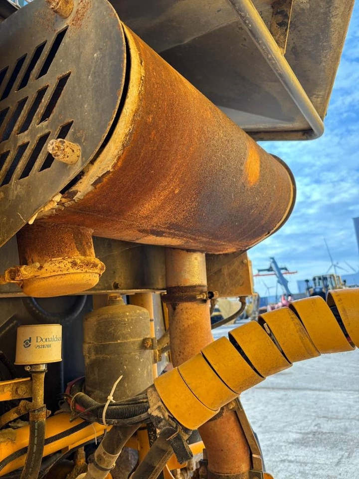 Zglobni istovarivač Volvo A 30 D: slika Zglobni istovarivač Volvo A 30 D Zglobni istovarivač Volvo A 30 D: slika Zglobni istovarivač Volvo A 30 D