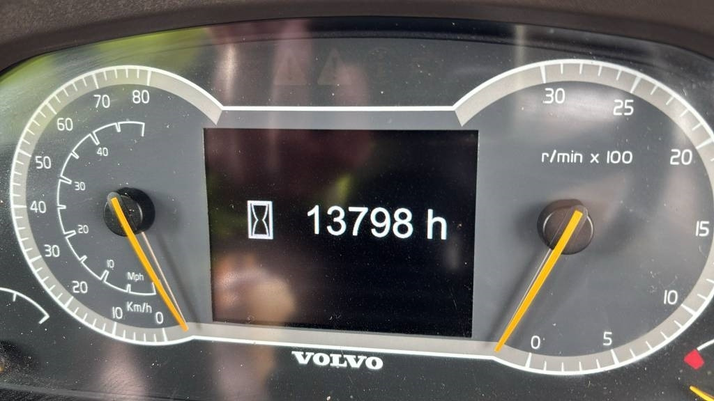 Volvo A 30 G (Under Preparation) - Zglobni istovarivač: slika Volvo A 30 G (Under Preparation) - Zglobni istovarivač Volvo A 30 G (Under Preparation) - Zglobni istovarivač: slika Volvo A 30 G (Under Preparation) - Zglobni istovarivač