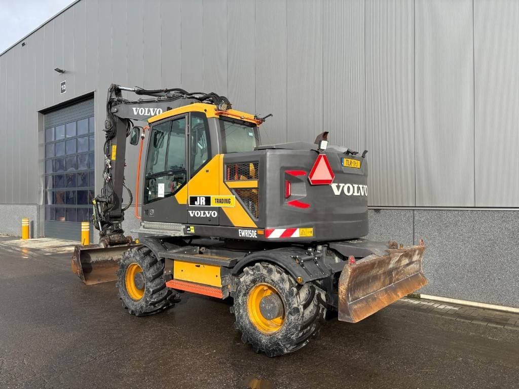 Volvo EWR 150 E - Bager na kotačima: slika Volvo EWR 150 E - Bager na kotačima Volvo EWR 150 E - Bager na kotačima: slika Volvo EWR 150 E - Bager na kotačima