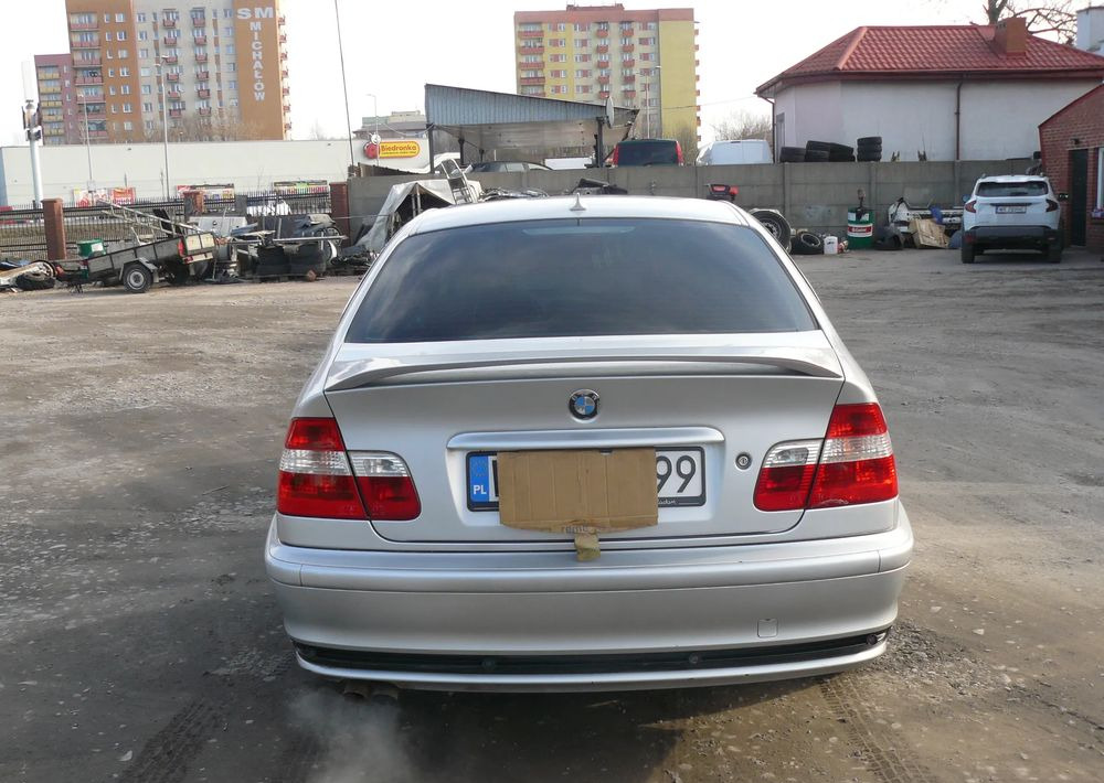 BMW Seria 3 320i - Limuzina: slika BMW Seria 3 320i - Limuzina BMW Seria 3 320i - Limuzina: slika BMW Seria 3 320i - Limuzina