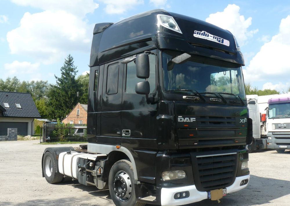 DAF XF105 460 - Tegljač: slika DAF XF105 460 - Tegljač DAF XF105 460 - Tegljač: slika DAF XF105 460 - Tegljač