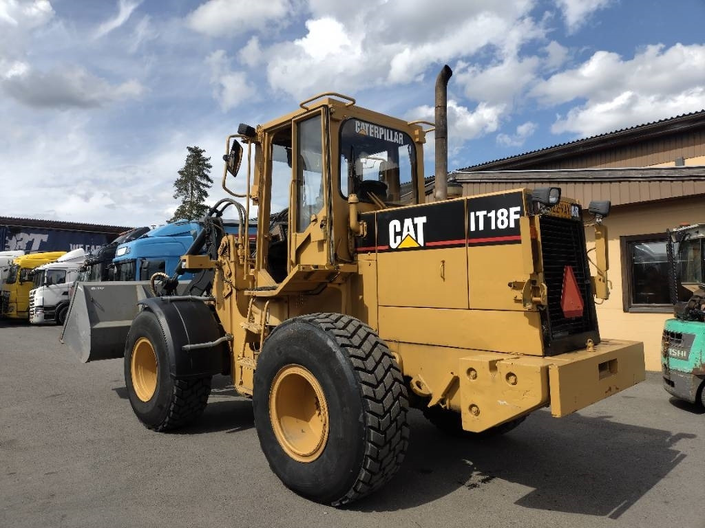 CAT IT18 F Hieno kone, pikakiinike,lisähydr. - Utovarivač na kotačima: slika CAT IT18 F Hieno kone, pikakiinike,lisähydr. - Utovarivač na kotačima CAT IT18 F Hieno kone, pikakiinike,lisähydr. - Utovarivač na kotačima: slika CAT IT18 F Hieno kone, pikakiinike,lisähydr. - Utovarivač na kotačima