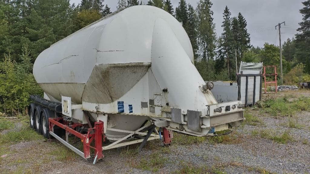 Feldbinder Säiliö puolikas - Poluprikolica cisterna: slika Feldbinder Säiliö puolikas - Poluprikolica cisterna Feldbinder Säiliö puolikas - Poluprikolica cisterna: slika Feldbinder Säiliö puolikas - Poluprikolica cisterna