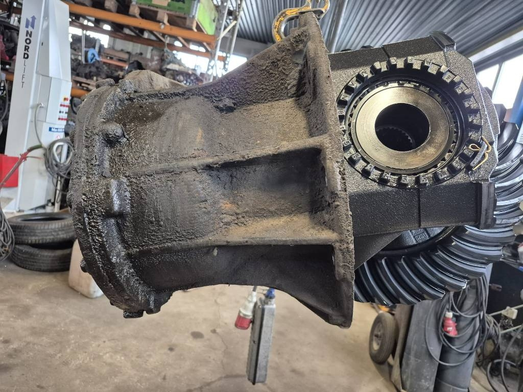 MAN HYD-1370 Etuperä ratio 3,70 - Osovina i dijelovi za Kamion: slika MAN HYD-1370 Etuperä ratio 3,70 - Osovina i dijelovi za Kamion MAN HYD-1370 Etuperä ratio 3,70 - Osovina i dijelovi za Kamion: slika MAN HYD-1370 Etuperä ratio 3,70 - Osovina i dijelovi za Kamion