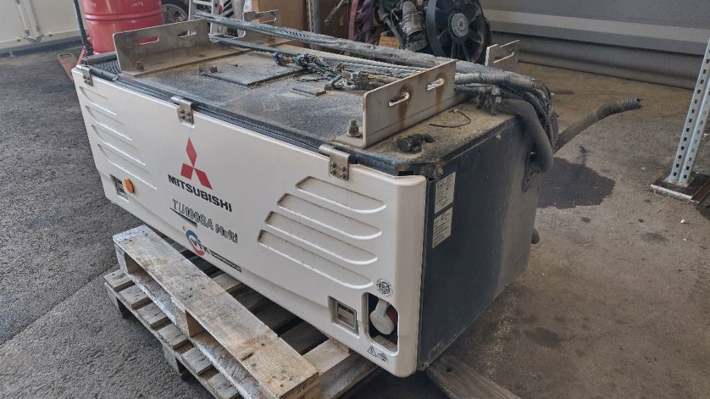 Mitsubishi TU100 SAEM Multi kylmäkone - Motor za Kamion: slika Mitsubishi TU100 SAEM Multi kylmäkone - Motor za Kamion Mitsubishi TU100 SAEM Multi kylmäkone - Motor za Kamion: slika Mitsubishi TU100 SAEM Multi kylmäkone - Motor za Kamion