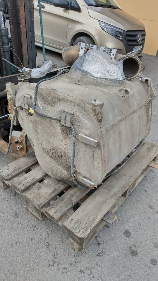 Scania NG580 pystyputki katalysaattori täydellinen pake - Motor za Kamion: slika Scania NG580 pystyputki katalysaattori täydellinen pake - Motor za Kamion Scania NG580 pystyputki katalysaattori täydellinen pake - Motor za Kamion: slika Scania NG580 pystyputki katalysaattori täydellinen pake - Motor za Kamion