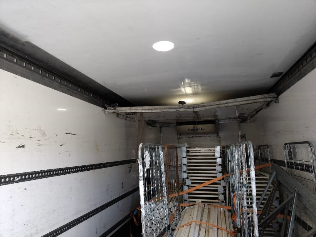 Kamion hladnjača Scania P360 4x2 Vak kylmäkori,lumikko+pl: slika Kamion hladnjača Scania P360 4x2 Vak kylmäkori,lumikko+pl Kamion hladnjača Scania P360 4x2 Vak kylmäkori,lumikko+pl: slika Kamion hladnjača Scania P360 4x2 Vak kylmäkori,lumikko+pl