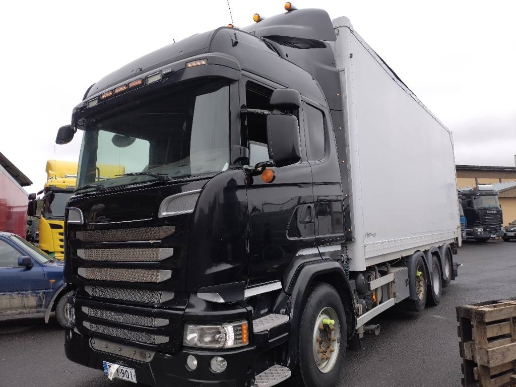 Scania R 580 8x2 ketjupurku kori 50mottia - Kamion sandučar: slika Scania R 580 8x2 ketjupurku kori 50mottia - Kamion sandučar Scania R 580 8x2 ketjupurku kori 50mottia - Kamion sandučar: slika Scania R 580 8x2 ketjupurku kori 50mottia - Kamion sandučar