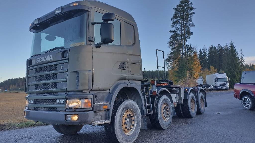 Scania R144 530 8x4 RASKASVETURI - Tegljač: slika Scania R144 530 8x4 RASKASVETURI - Tegljač Scania R144 530 8x4 RASKASVETURI - Tegljač: slika Scania R144 530 8x4 RASKASVETURI - Tegljač