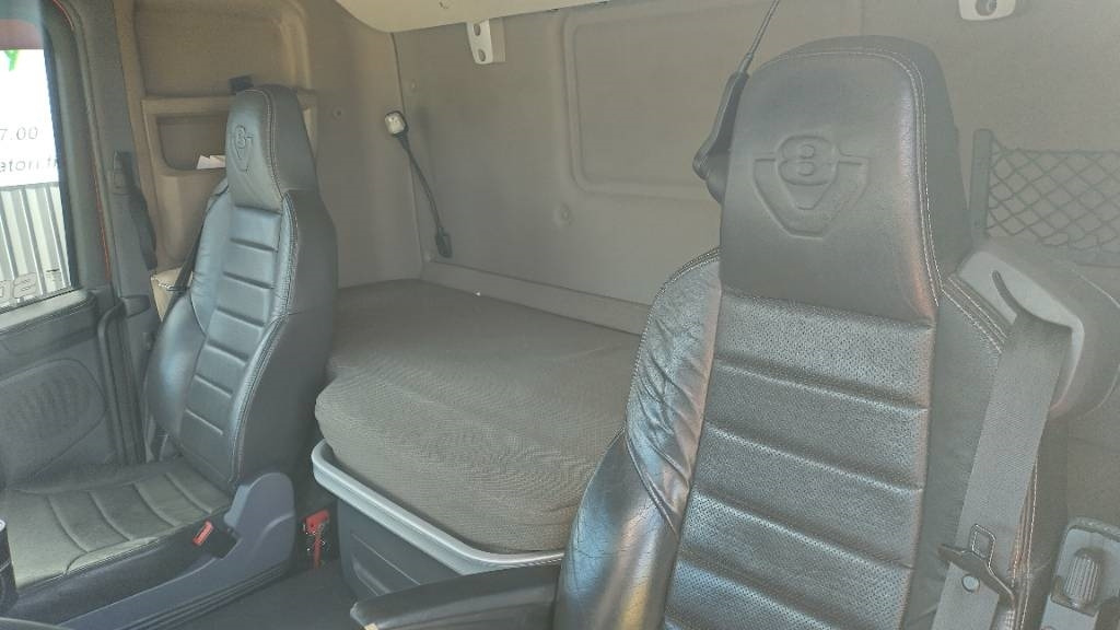 Tegljač Scania R520 6x2 väliteliveturi,hyvät varusteet: slika Tegljač Scania R520 6x2 väliteliveturi,hyvät varusteet Tegljač Scania R520 6x2 väliteliveturi,hyvät varusteet: slika Tegljač Scania R520 6x2 väliteliveturi,hyvät varusteet