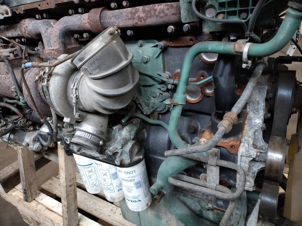 Volvo D16G täys korjattu moottori - Motor za Kamion: slika Volvo D16G täys korjattu moottori - Motor za Kamion Volvo D16G täys korjattu moottori - Motor za Kamion: slika Volvo D16G täys korjattu moottori - Motor za Kamion