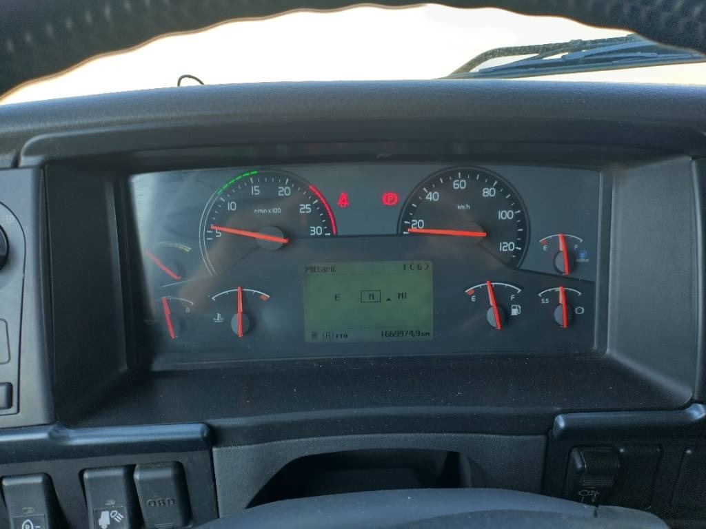 Kamion sandučar Volvo FH13 6x4 toplift ketjupurku +Toplift 5 aks. Kärty: slika Kamion sandučar Volvo FH13 6x4 toplift ketjupurku +Toplift 5 aks. Kärty