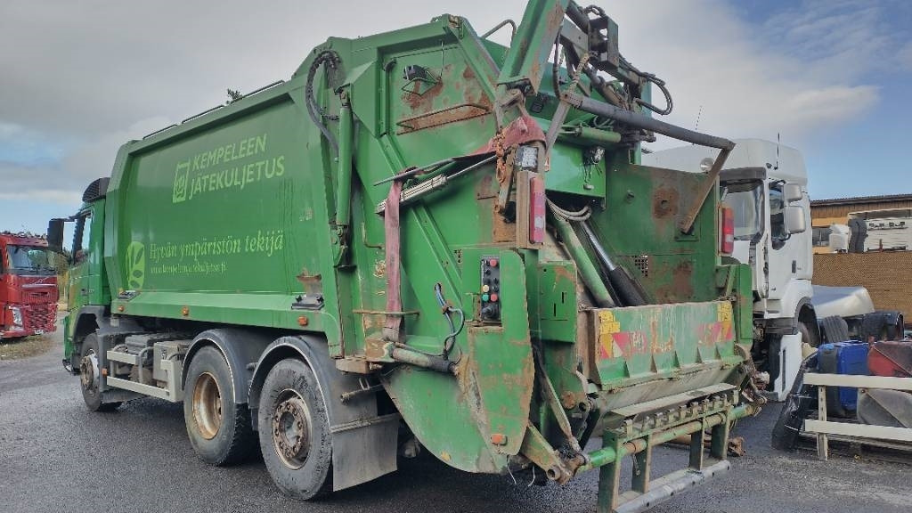 Volvo FM330 6x2 Norba pakkaaja,molokki nostin, manuaali - Kamion za odvoz smeća: slika Volvo FM330 6x2 Norba pakkaaja,molokki nostin, manuaali - Kamion za odvoz smeća Volvo FM330 6x2 Norba pakkaaja,molokki nostin, manuaali - Kamion za odvoz smeća: slika Volvo FM330 6x2 Norba pakkaaja,molokki nostin, manuaali - Kamion za odvoz smeća