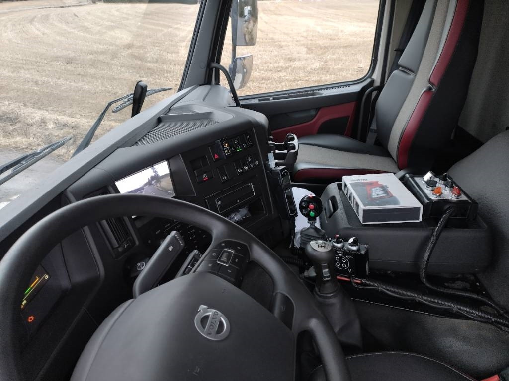 Utovarivač s proklizavajućim upravljanjem Volvo FMX370 6x2 av3700mm multilift vaijerilaite: slika Utovarivač s proklizavajućim upravljanjem Volvo FMX370 6x2 av3700mm multilift vaijerilaite