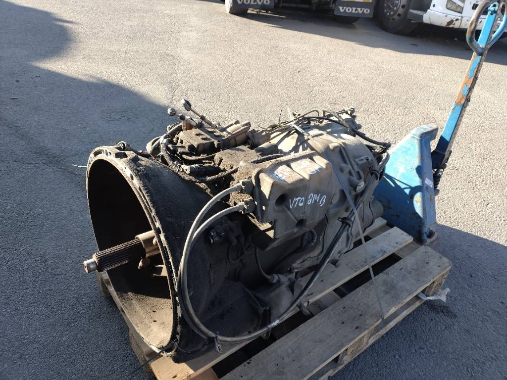 Volvo VT2214B - Mjenjač za Kamion: slika Volvo VT2214B - Mjenjač za Kamion Volvo VT2214B - Mjenjač za Kamion: slika Volvo VT2214B - Mjenjač za Kamion