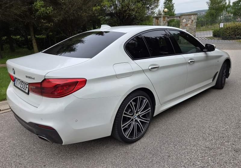 Inna BMW 530 D SERIA 5 XDRIVE M SPORT - Automobil: slika Inna BMW 530 D SERIA 5 XDRIVE M SPORT - Automobil Inna BMW 530 D SERIA 5 XDRIVE M SPORT - Automobil: slika Inna BMW 530 D SERIA 5 XDRIVE M SPORT - Automobil