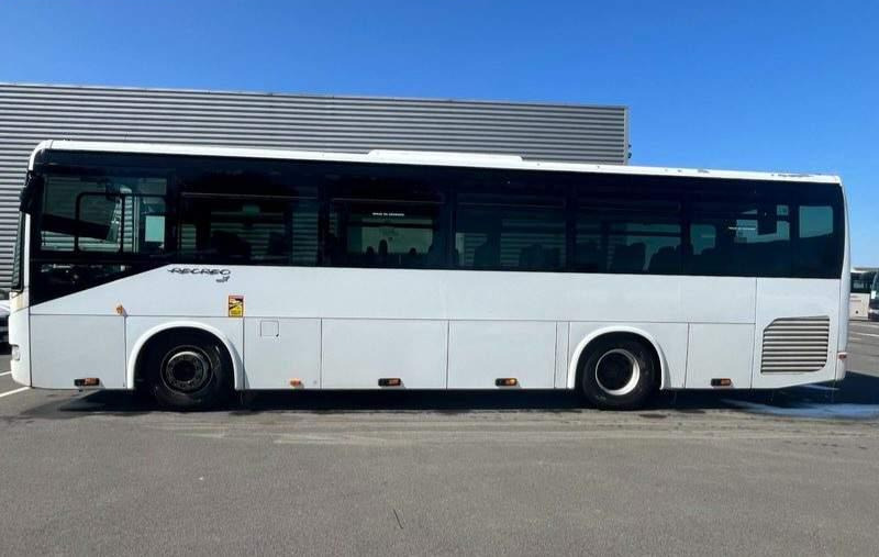 Irisbus RECREO / KRÓTKI 10.60 M / SPROWADZONY / EURO 5 - Prigradski autobus: slika Irisbus RECREO / KRÓTKI 10.60 M / SPROWADZONY / EURO 5 - Prigradski autobus Irisbus RECREO / KRÓTKI 10.60 M / SPROWADZONY / EURO 5 - Prigradski autobus: slika Irisbus RECREO / KRÓTKI 10.60 M / SPROWADZONY / EURO 5 - Prigradski autobus