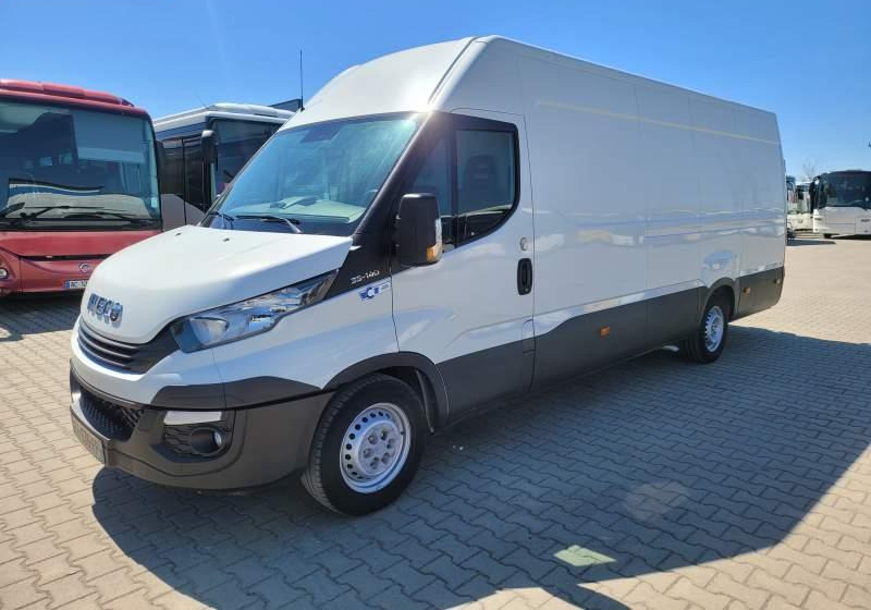 Furgon Iveco DAILY 35-140 / SPROWADZONY Z FRANCJI / TEMPOMAT: slika Furgon Iveco DAILY 35-140 / SPROWADZONY Z FRANCJI / TEMPOMAT
