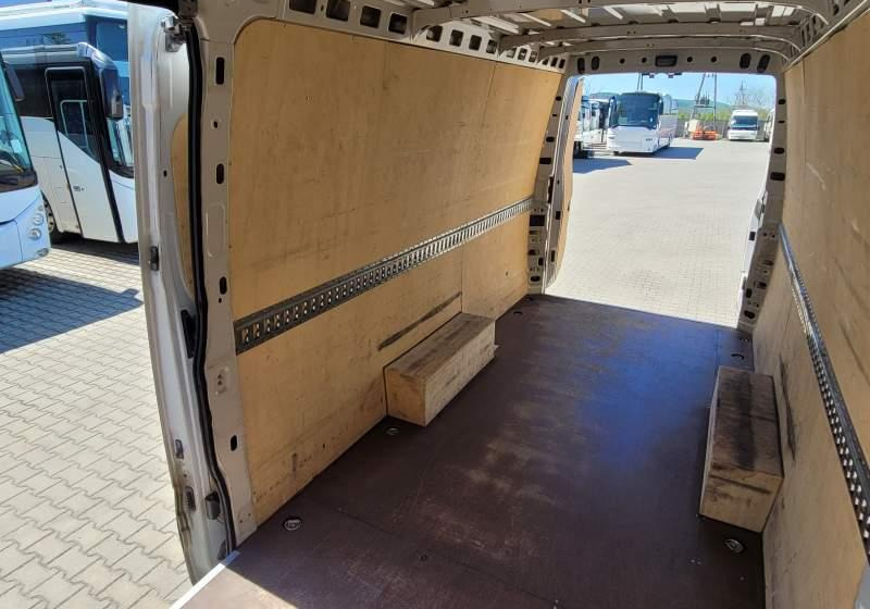 Furgon Iveco DAILY 35-140 / SPROWADZONY Z FRANCJI / TEMPOMAT: slika Furgon Iveco DAILY 35-140 / SPROWADZONY Z FRANCJI / TEMPOMAT