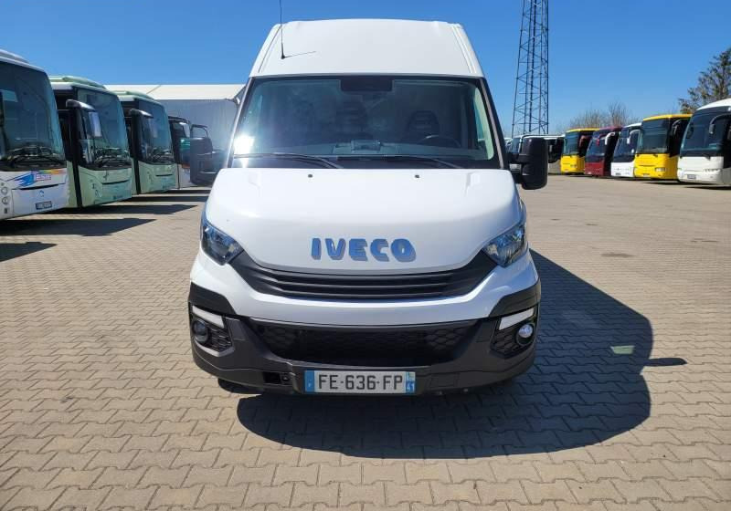 Iveco DAILY 35-140 / SPROWADZONY Z FRANCJI / TEMPOMAT - Furgon: slika Iveco DAILY 35-140 / SPROWADZONY Z FRANCJI / TEMPOMAT - Furgon Iveco DAILY 35-140 / SPROWADZONY Z FRANCJI / TEMPOMAT - Furgon: slika Iveco DAILY 35-140 / SPROWADZONY Z FRANCJI / TEMPOMAT - Furgon