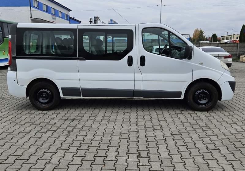 Minibus, Putnički kombi Renault TRAFIC 2.0 DCI 90 COMBI L2H1 / SPROWADZONY: slika Minibus, Putnički kombi Renault TRAFIC 2.0 DCI 90 COMBI L2H1 / SPROWADZONY Minibus, Putnički kombi Renault TRAFIC 2.0 DCI 90 COMBI L2H1 / SPROWADZONY: slika Minibus, Putnički kombi Renault TRAFIC 2.0 DCI 90 COMBI L2H1 / SPROWADZONY
