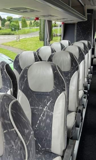 VanHool 911 ALICRON / SPROWADZONY / KRÓTKI/ MANUAL - Turistički autobus: slika VanHool 911 ALICRON / SPROWADZONY / KRÓTKI/ MANUAL - Turistički autobus VanHool 911 ALICRON / SPROWADZONY / KRÓTKI/ MANUAL - Turistički autobus: slika VanHool 911 ALICRON / SPROWADZONY / KRÓTKI/ MANUAL - Turistički autobus