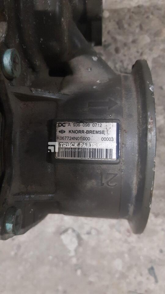 MERCEDES-BENZ Mercedes-Benz Atego, OM936LA, EURO6 valve unit, 9360980712, injection module, air blow-in control unit, 6-pole PBS unit, KNORR-BREMSE, K067724N01 - Ventil za Kamion: slika MERCEDES-BENZ Mercedes-Benz Atego, OM936LA, EURO6 valve unit, 9360980712, injection module, air blow-in control unit, 6-pole PBS unit, KNORR-BREMSE, K067724N01 - Ventil za Kamion MERCEDES-BENZ Mercedes-Benz Atego, OM936LA, EURO6 valve unit, 9360980712, injection module, air blow-in control unit, 6-pole PBS unit, KNORR-BREMSE, K067724N01 - Ventil za Kamion: slika MERCEDES-BENZ Mercedes-Benz Atego, OM936LA, EURO6 valve unit, 9360980712, injection module, air blow-in control unit, 6-pole PBS unit, KNORR-BREMSE, K067724N01 - Ventil za Kamion