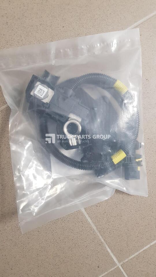 RENAULT RENAULT T series, T RANGE GAMA EURO 6, 7423937504, 23242412, batteries sensor, batteries connection control unit - Akumulator za Kamion: slika RENAULT RENAULT T series, T RANGE GAMA EURO 6, 7423937504, 23242412, batteries sensor, batteries connection control unit - Akumulator za Kamion RENAULT RENAULT T series, T RANGE GAMA EURO 6, 7423937504, 23242412, batteries sensor, batteries connection control unit - Akumulator za Kamion: slika RENAULT RENAULT T series, T RANGE GAMA EURO 6, 7423937504, 23242412, batteries sensor, batteries connection control unit - Akumulator za Kamion
