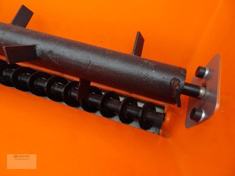 Novi Posipač pijeska/ Soli Dexwal Kastenstreuer Walzenstreuer Salzstreuer Streuer NEU Winter: slika Novi Posipač pijeska/ Soli Dexwal Kastenstreuer Walzenstreuer Salzstreuer Streuer NEU Winter Novi Posipač pijeska/ Soli Dexwal Kastenstreuer Walzenstreuer Salzstreuer Streuer NEU Winter: slika Novi Posipač pijeska/ Soli Dexwal Kastenstreuer Walzenstreuer Salzstreuer Streuer NEU Winter