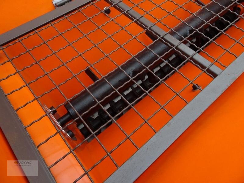 Novi Posipač pijeska/ Soli Dexwal Kastenstreuer Walzenstreuer Salzstreuer Streuer NEU Winter: slika Novi Posipač pijeska/ Soli Dexwal Kastenstreuer Walzenstreuer Salzstreuer Streuer NEU Winter Novi Posipač pijeska/ Soli Dexwal Kastenstreuer Walzenstreuer Salzstreuer Streuer NEU Winter: slika Novi Posipač pijeska/ Soli Dexwal Kastenstreuer Walzenstreuer Salzstreuer Streuer NEU Winter