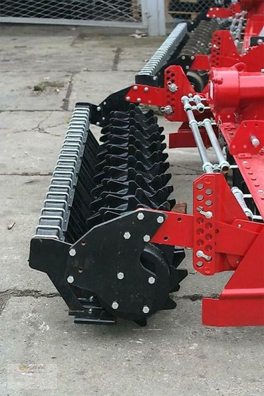 FPM Kreiselegge FPM FM250 250cm 2,5m Egge Bodenfräse Traktor NEU - Roto drljača: slika FPM Kreiselegge FPM FM250 250cm 2,5m Egge Bodenfräse Traktor NEU - Roto drljača FPM Kreiselegge FPM FM250 250cm 2,5m Egge Bodenfräse Traktor NEU - Roto drljača: slika FPM Kreiselegge FPM FM250 250cm 2,5m Egge Bodenfräse Traktor NEU - Roto drljača